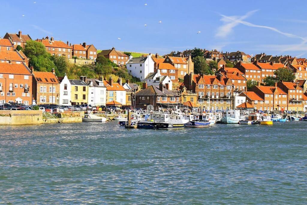 Swordfish Cottage **Next To The Harbour** Whitby Exterior foto